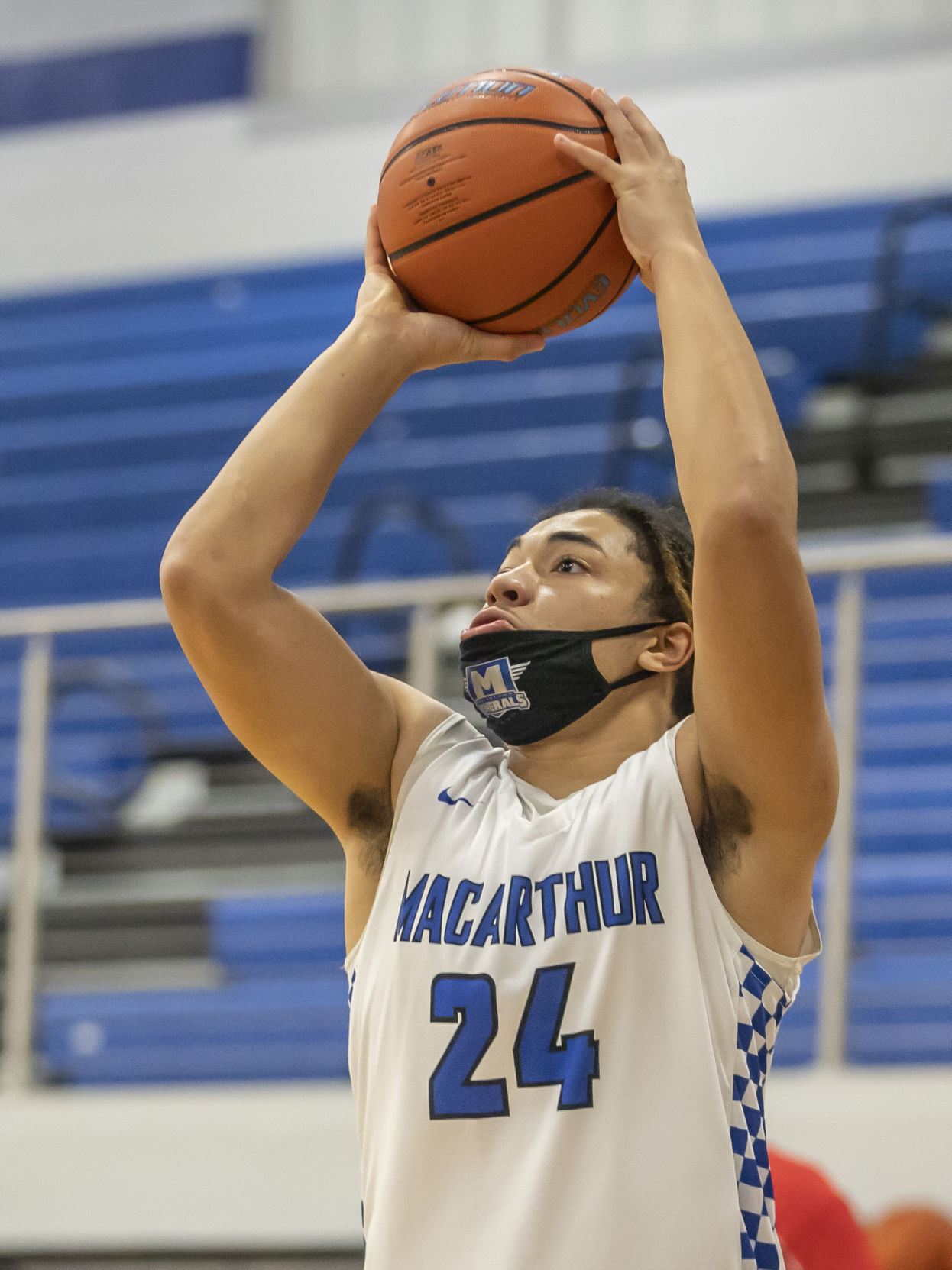 MacArthur Glenwood 16 021221.JPG